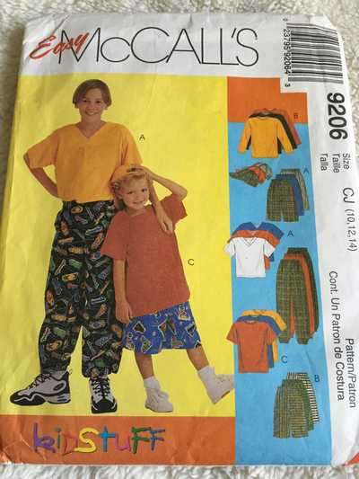 PATTERN MCCALL'S 9206 - BOYS' SHIRT, T SHIRT, PANTS OR SHORTS (SIZE 10-12-14)