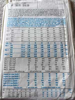 PATTERN STYLE 2321 - SKIRTS (SIZE 8-18)