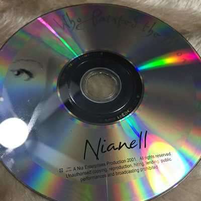 CD - NIANELL: WHO PAINTED THE MOON?