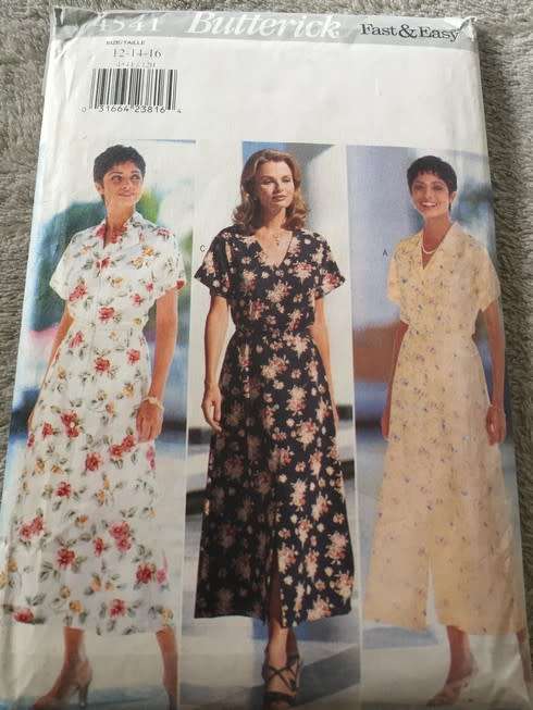 PATTERN BUTTERICK 4541 (UNUSED) - DRESS (SIZE 12-14-16)