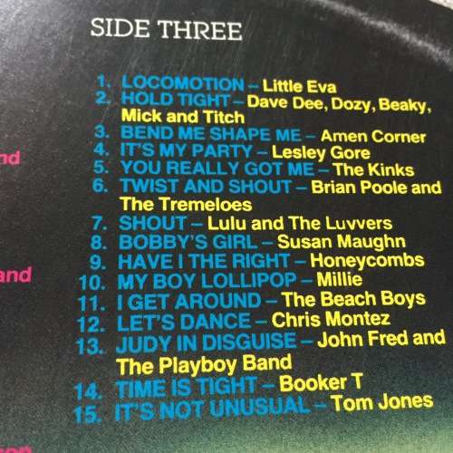 LP VINYL - 60 HITS OF THE SIXTIES (DOUBLE ALBUM)