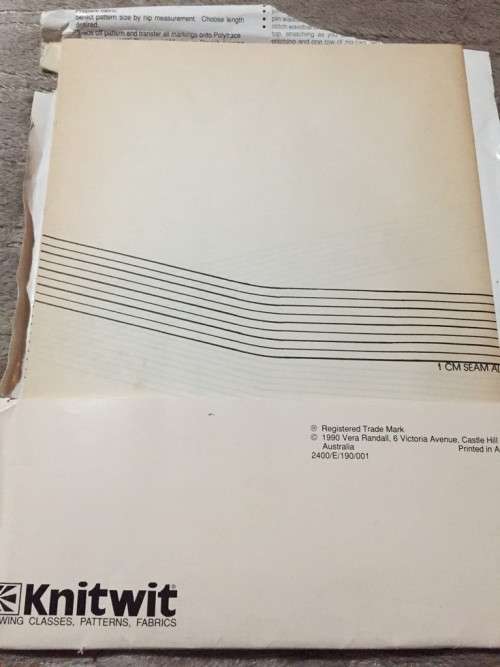 PATTERN KNITWIT 2400 - GORED AND CIRCULAR SKIRT (SIZE 6-22) BACKPAGE TORN OFF (WILL PROVIDED SLEEVE)