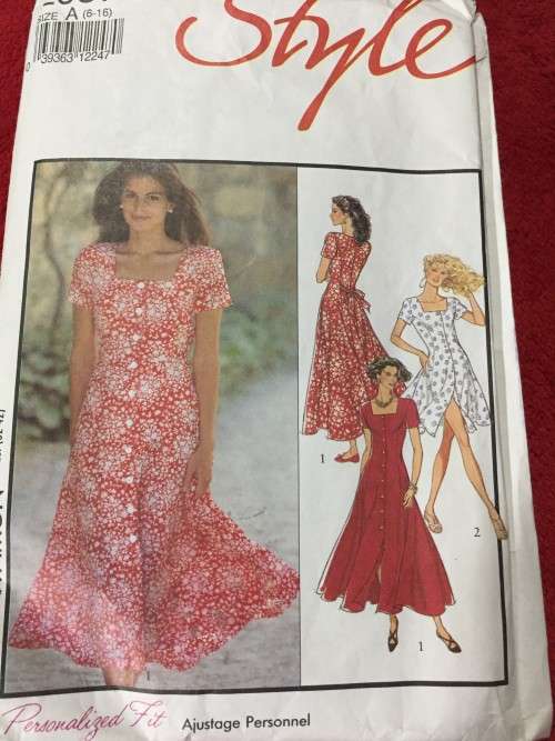 PATTERN STYLE 2057 (COMPLETE) - DRESS (SIZE 6-16)