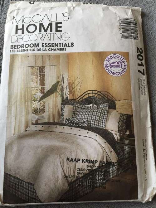 PATTERN MCCALL'S 2017 (HOME DECORATING BEDROOM ESSENTIALS)