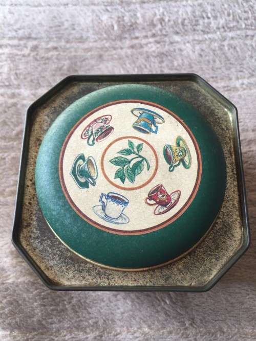 TIN - TRADITIONAL AND HERBAL TEAS