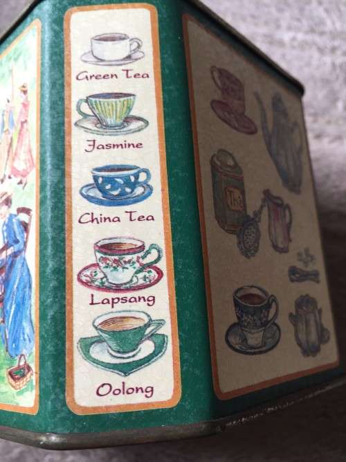 TIN - TRADITIONAL AND HERBAL TEAS