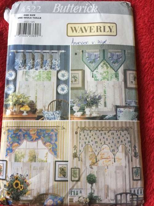 PATTERN BUTTERICK 4522 - (UNUSED) WAVERLY DESIGN (HANDKERCHIEF POINT WINDOW TREATMENTS)