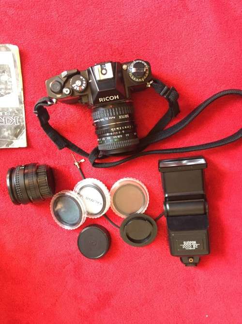CAMERA - VINTAGE RICOH KR-5 SUPER DIM 110X75X70MM