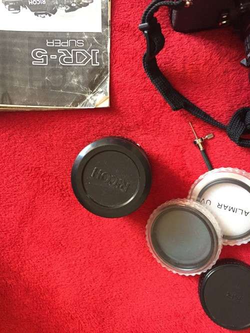 CAMERA - VINTAGE RICOH KR-5 SUPER DIM 110X75X70MM