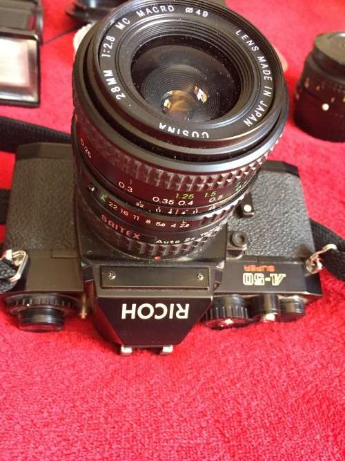 CAMERA - VINTAGE RICOH KR-5 SUPER DIM 110X75X70MM