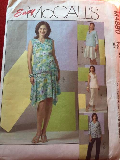 PATTERN MCCALL'S 4880 - MATERNITY TOPS, SKIRT & PANTS (SIZE 14-20)