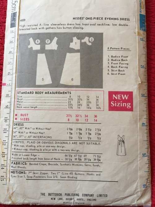 PATTERN BUTTERICK 4820 (COMPLETE) - DRESS (SIZE 14)