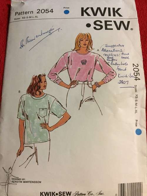 PATTERN KWIKSEW 2054 (LOOKS UNCUT) - TOPS (SIZE XS-XL)