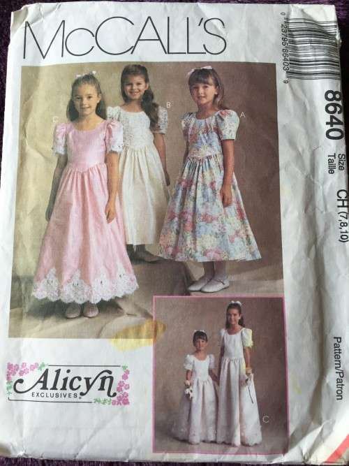 PATTERN MCCALL'S 8640 (ALICYN EXCLUSIVE) - CHILDRENS AND GIRLS' DRESS (SIZE 7-8-10)