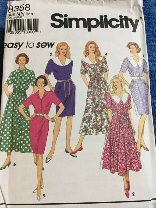 PATTERN SIMPLICITY 8358 (UNUSED) - DRESS WITH SLIM OR FLARED SKIRT (SIZE 10-16)