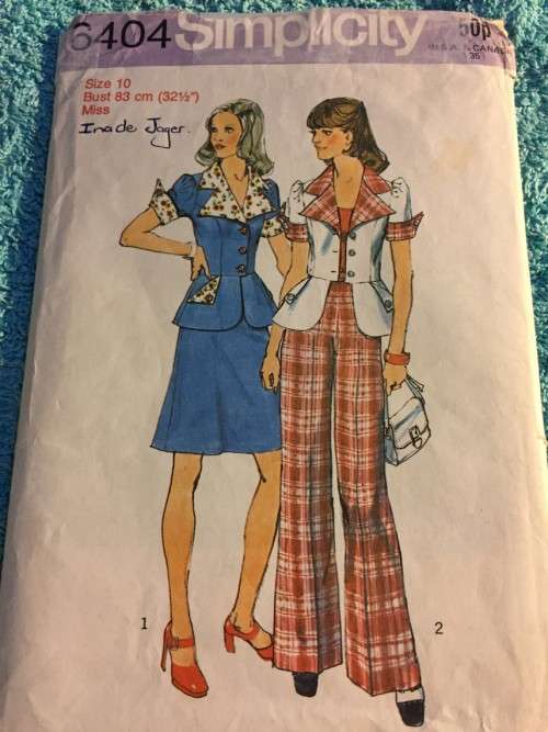 PATTERN SIMPLICITY 6404*1974 (VINTAGE) - SHORT, 2PIECE DRESS, TOP and PANTS (SIZE 10)