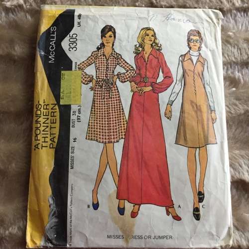 PATTERN MCCALL`S 3305*1972 (VINTAGE)(NO INSTRUCTION SHEET) - DRESS OR JUMPER (SIZE 16)