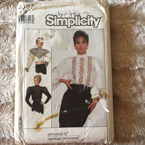 PATTERN SIMPLICITY 8357 (UNUSED)(MARKS ON COVER) - BEAUTIFUL BLOUSES (SIZE 12)
