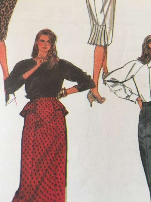 PATTERN SIMPLICITY 8183 (UNUSED) - BEAUTIFUL SKIRT VARIATIONS (SIZE 10-12-14)