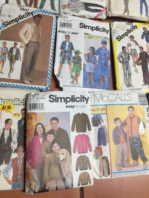 JOBLOT MEN`S AND BOYS` PATTERNS (UNCHECKED) 20 PATTERNS