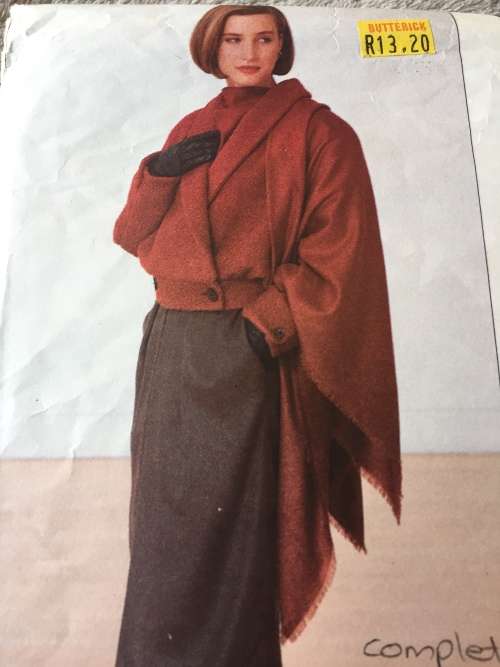 PATTERN VOGUE 2370 (ADRI)(COMPLETE, CUT ON 18) - JACKET, SKIRT, TOP and SHAWL (SIZE 14-16-18)