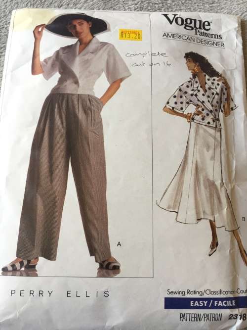 PATTERN VOGUE 2318 (PERRY ELLIS)(COMPLETE, CUT ON 16) - TOP, SKIRT and PANTS (SIZE 12-14-16)