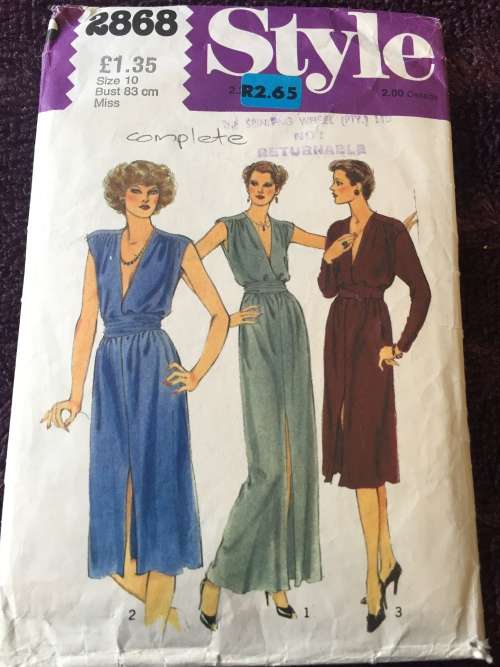 PATTERN STYLE 2868 (COMPLETE) - DRESS (SIZE 10)