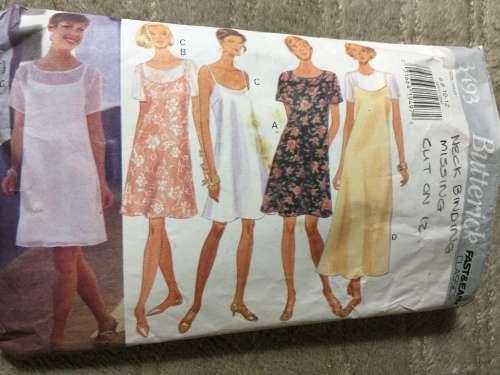 PATTERN BUTTERICK 3493 (COMPLETE, CUT ON 12) - DRESS (SIZE 6-12)