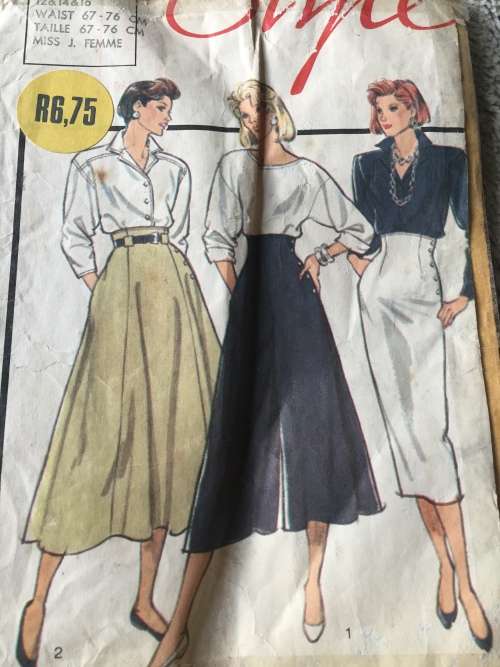 PATTERN STYLE 4696 - BEAUTIFUL WAIST FITTED CULOTTES/SKIRTS (SIZE 12-14-16)