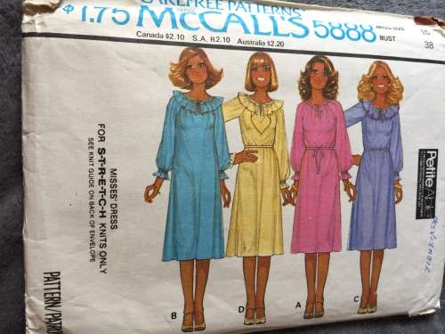PATTERN MCCALL`S 5888 (VINTAGE) - DRESSES (SIZE 16)
