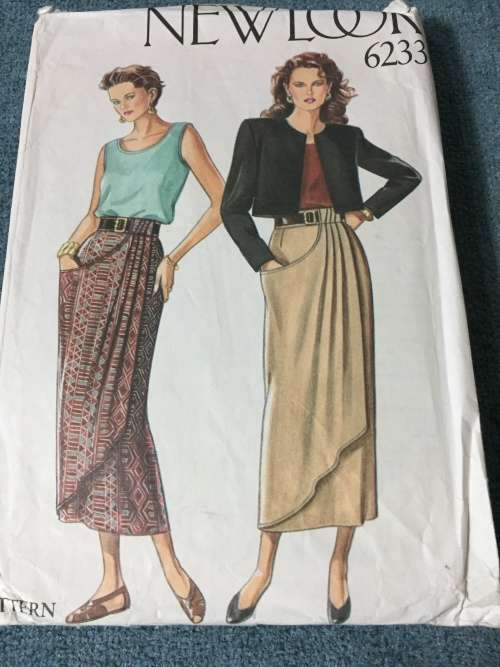PATTERN NEW LOOK 6233 - BEAUTIFUL SKIRTS (SIZE 8-18)