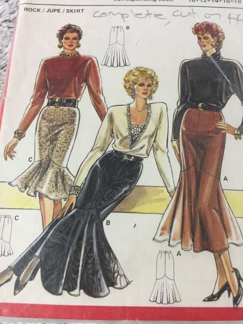 PATTERN BURDA 5905 (COMPLETE, CUT ON 44) - MERMAID TYPE SKIRT (SIZE 10-18)