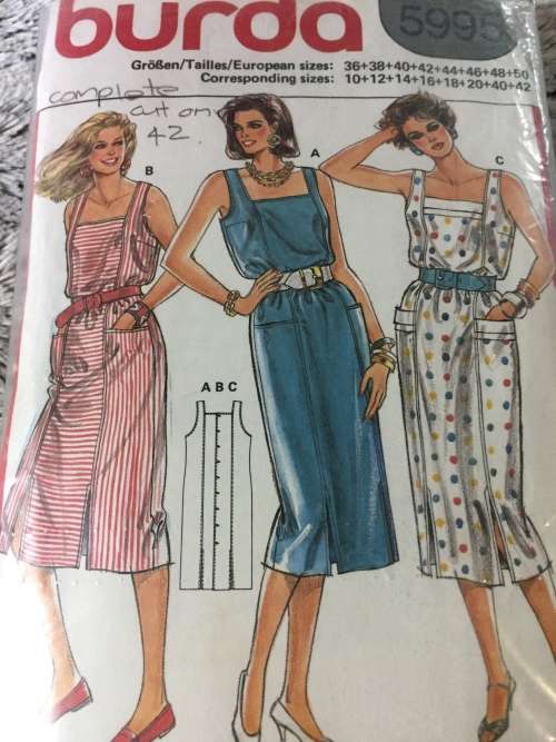 PATTERN BURDA 5995 (COMPLETE, CUT ON 42) - SUMMER DRESSES (SIZE 10-12-14-16)