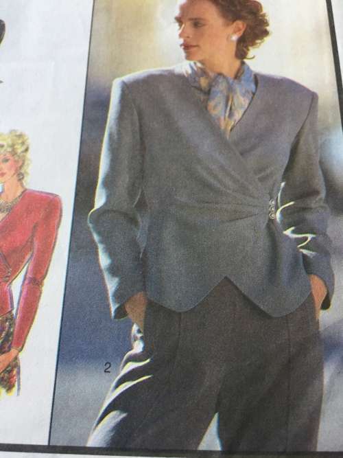 PATTERN STYLE 1786 (UNUSED) - BEAUTIFUL JACKET/TOP (SIZE 8-18)