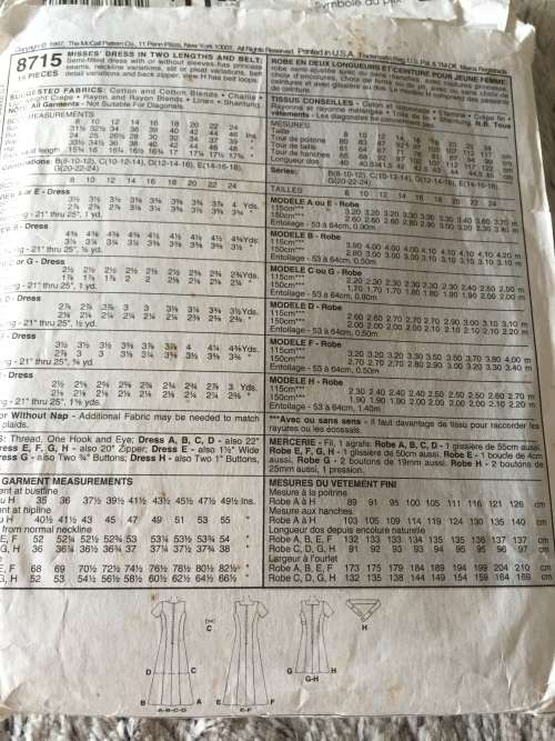PATTERN MCCALL`S 8715 (COMPLETE, CUT ON 16) - DRESS VARIATIONS (SIZE 12-14-16)
