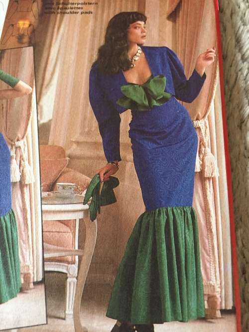 PATTERN BURDA 6096 (COMPLETE, CUT ON 18) - SPECIAL OCCASSION DRESS (SIZE 8-18)