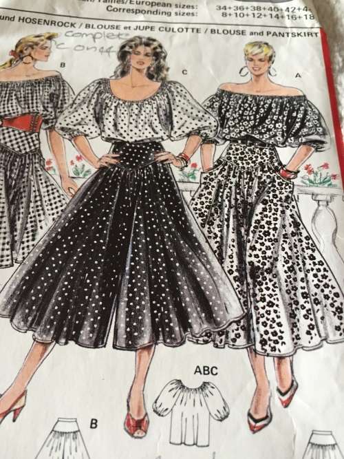 PATTERN BURDA 5744 (COMPLETE, CUT ON 44) - BEAUTIFUL TOPS and SKIRTS (SIZE 34-44)