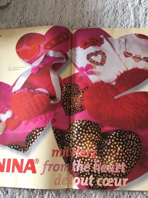 PATTERN BERNINA INSPIRATION (UNUSED) - IDEAS NEW YER`S EVE, CHRISTMAS, EVENING WEAR