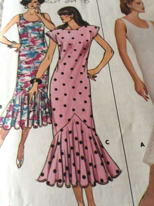 PATTERN BUTTERICK 3919 (COMPLETE, CUT ON 18) - DRESS (SIZE 14-16-18)