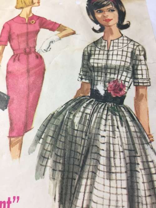 PATTERN MCCALL`S 6179 (VERY VINTAGE) - DRESSES (SIZE 12)
