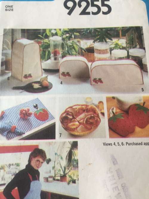 PATTERN SIMPLICITY 9255 - KITCHEN APPLIANCE COVERS SEE PICS