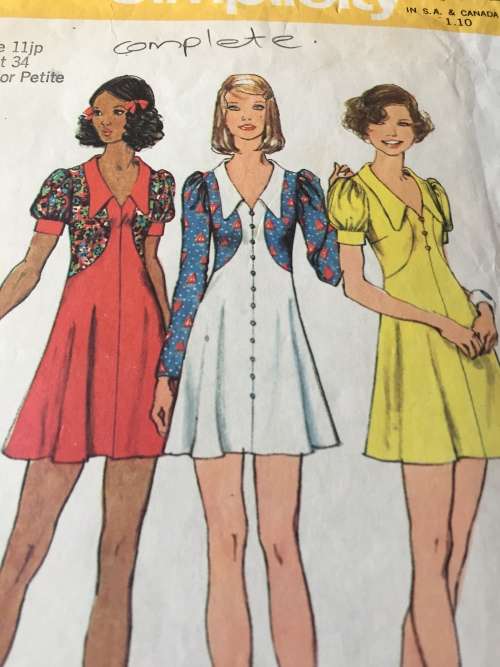 PATTERN SIMPLICITY 5499 (VERY VINTAGE, COMPLETE) - SHORT DRESSES (SIZE 11JP)