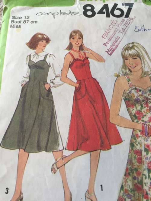 PATTERN SIMPLICITY 8467 (VINTAGE, COMPLETE) - SUNDRESSES (SIZE 12)