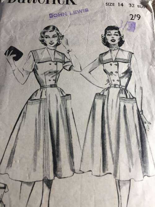 PATTERN BUTTERICK 6082 (VERY VINTAGE, TIDY PATTERNS) - DRESSES (SIZE 14)