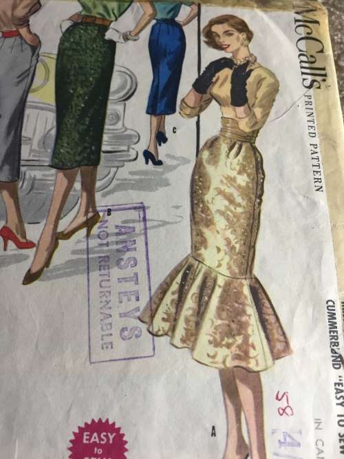 PATTERN MCCALL`S 3482*1955 (VERY VINTAGE, TIDY PATTERNS) - SKIRT WARDROBE & CUMMERBAND (SIZE 24)