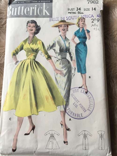 PATTERN BUTTERICK 7982 (VERY VINTAGE) - EMPIRE DRESS,SURPLICE BODICE(SIZE 14)