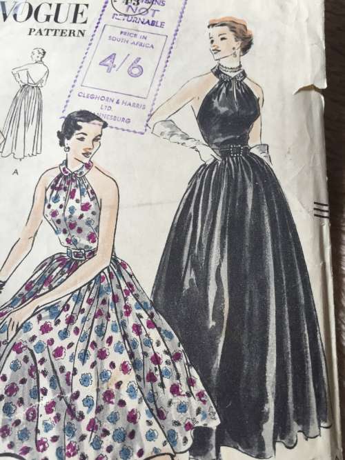 PATTERN VOGUE 7245 (VERY VINTAGE, TIDY PATTERNS) - ONE PIECE DRESS (SIZE 32)