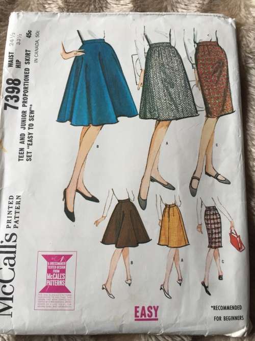 PATTERN MCCALL`S 7398 (VINTAGE, TIDY PATTERNS) - SPROPORTIONED KIRT  (SIZE WAIST 24.5/ HIP 33.5)