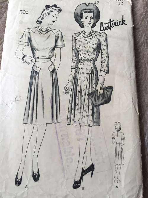 PATTERN BUTTERICK 1795 (VERY VINTAGE, NEAT & TIDY PATTERN) - DRESS (SIZE 42)