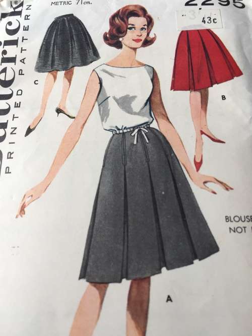 PATTERN BUTTERICK 2295 (VINTAGE, NEAT & TIDY PATTERN) - BOX PLEATED SKIRT (SIZE 16)
